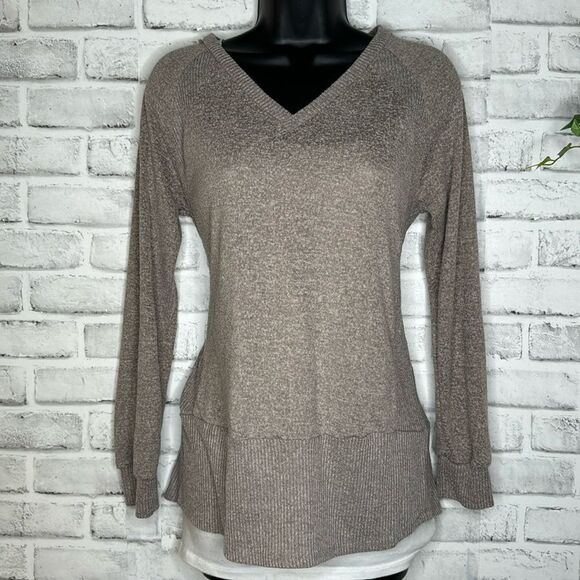 fyve Light Brown Cozy Knit Sweater Size Small - Picture 3 of 5